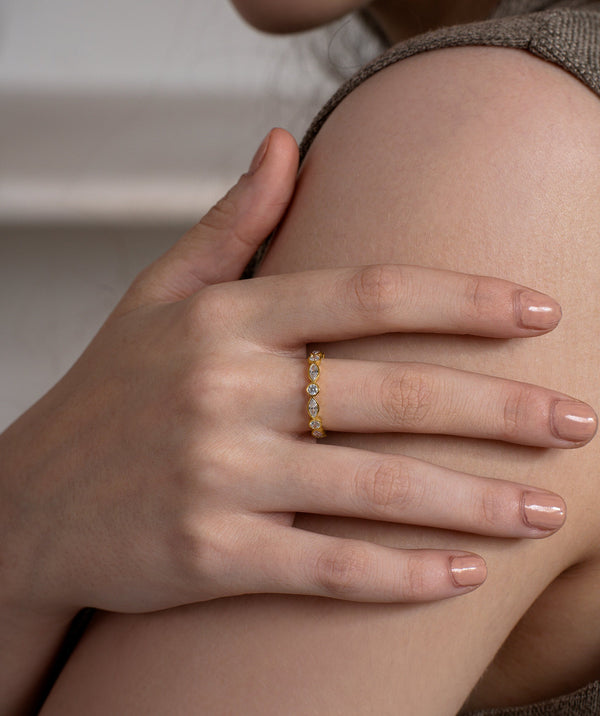 Alternating Bezel Eternity Band