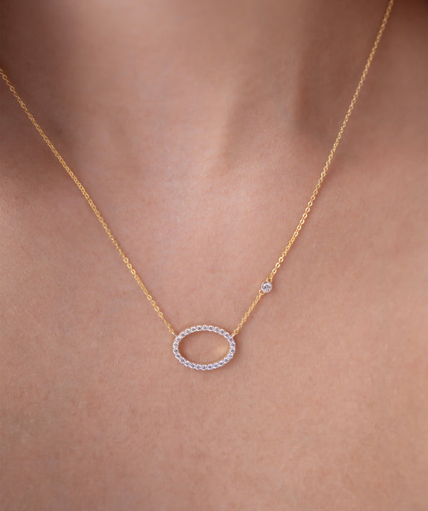 Sparkling Horizontal Oval Necklace