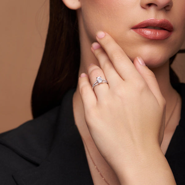 Emerald Solitaire Split Band Ring