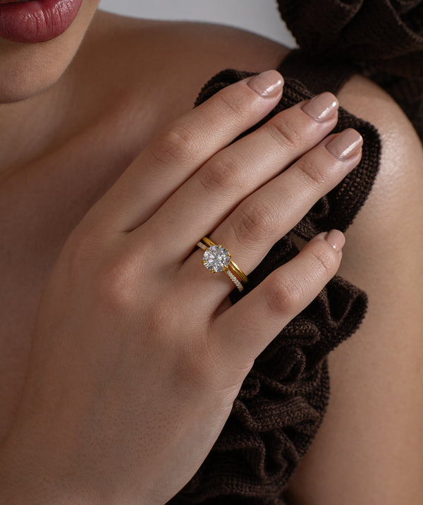 Round Solitaire & Plain Band Set