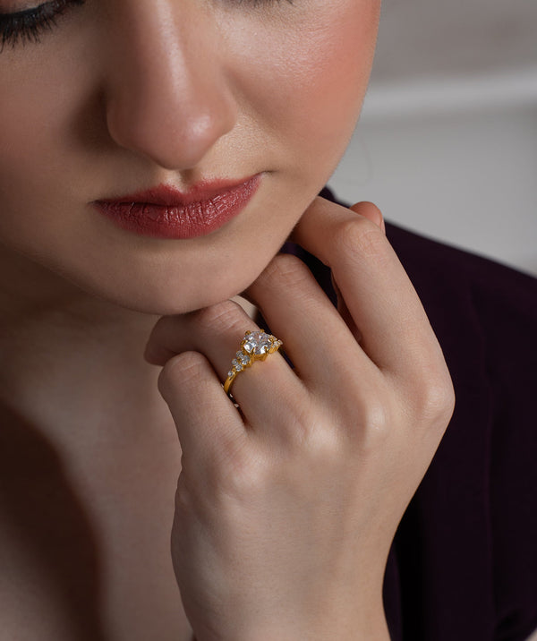 Solitaire Cluster Ring
