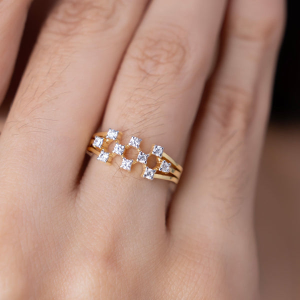 Cluster Three-Row Ring