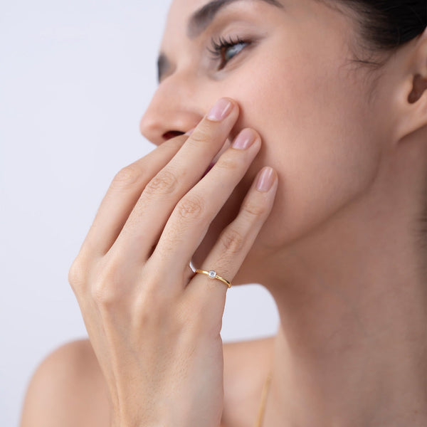 Minimal Bezel Solitaire